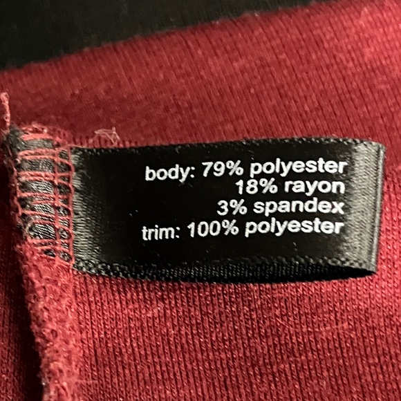 Off the Shoulder Top - Picture 7 of 8